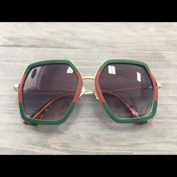 gucci square frame metal glasses